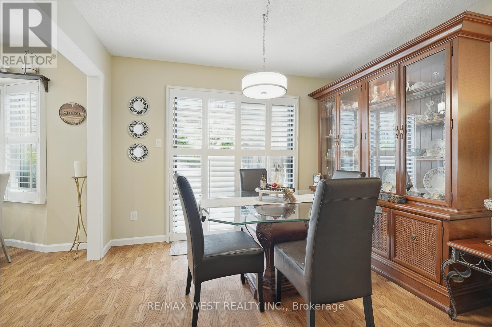 3060 Ilomar Court, Mississauga, Ontario  L5N 5B5 - Photo 14 - W12211846