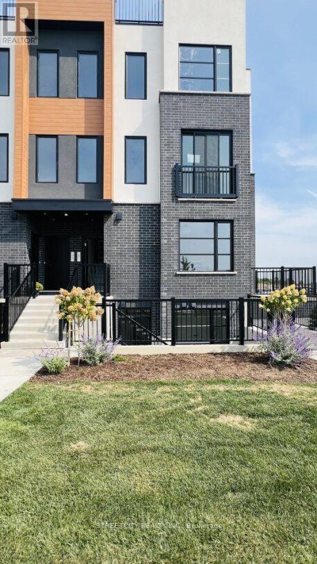 39 - 3900 Savoy Street E, London South, Ontario  N6P 0H9 - Photo 3 - X12211881