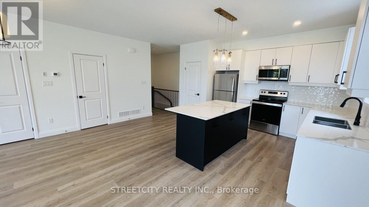 39 - 3900 Savoy Street E, London South, Ontario  N6P 0H9 - Photo 8 - X12211881
