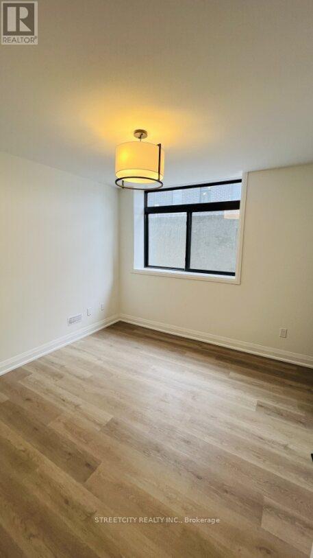39 - 3900 Savoy Street E, London South, Ontario  N6P 0H9 - Photo 9 - X12211881