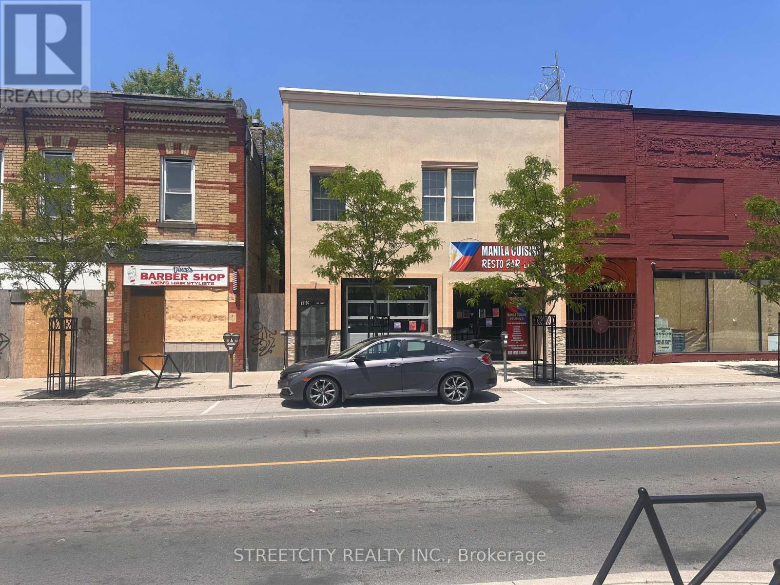 784 DUNDAS STREET, London East, Ontario