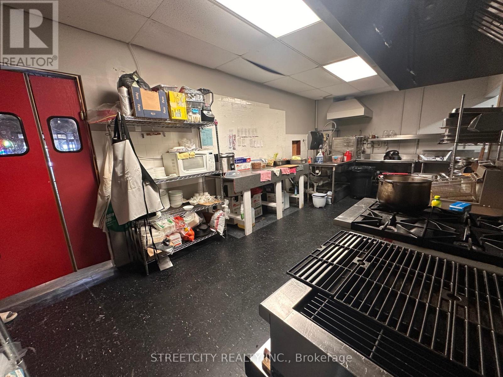 784 Dundas Street, London East, Ontario  N5W 2Z7 - Photo 12 - X12211889