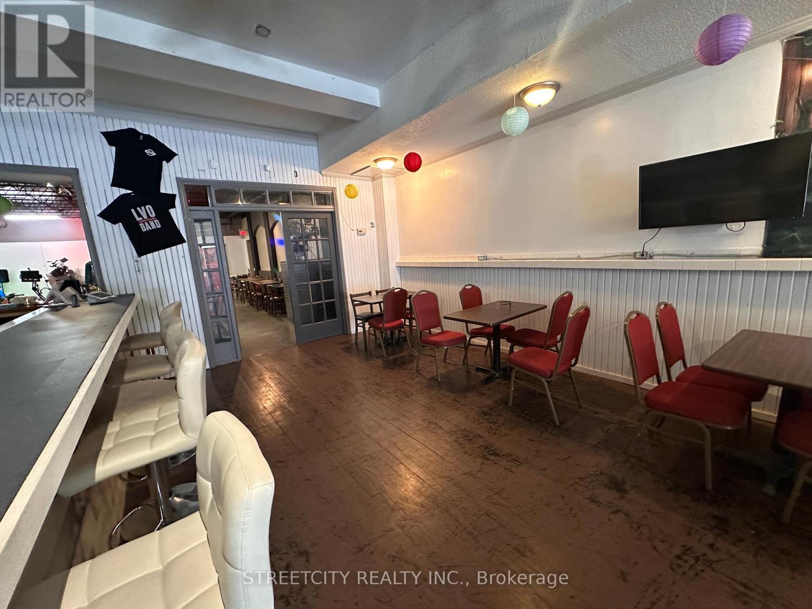 784 Dundas Street, London East, Ontario  N5W 2Z7 - Photo 5 - X12211889