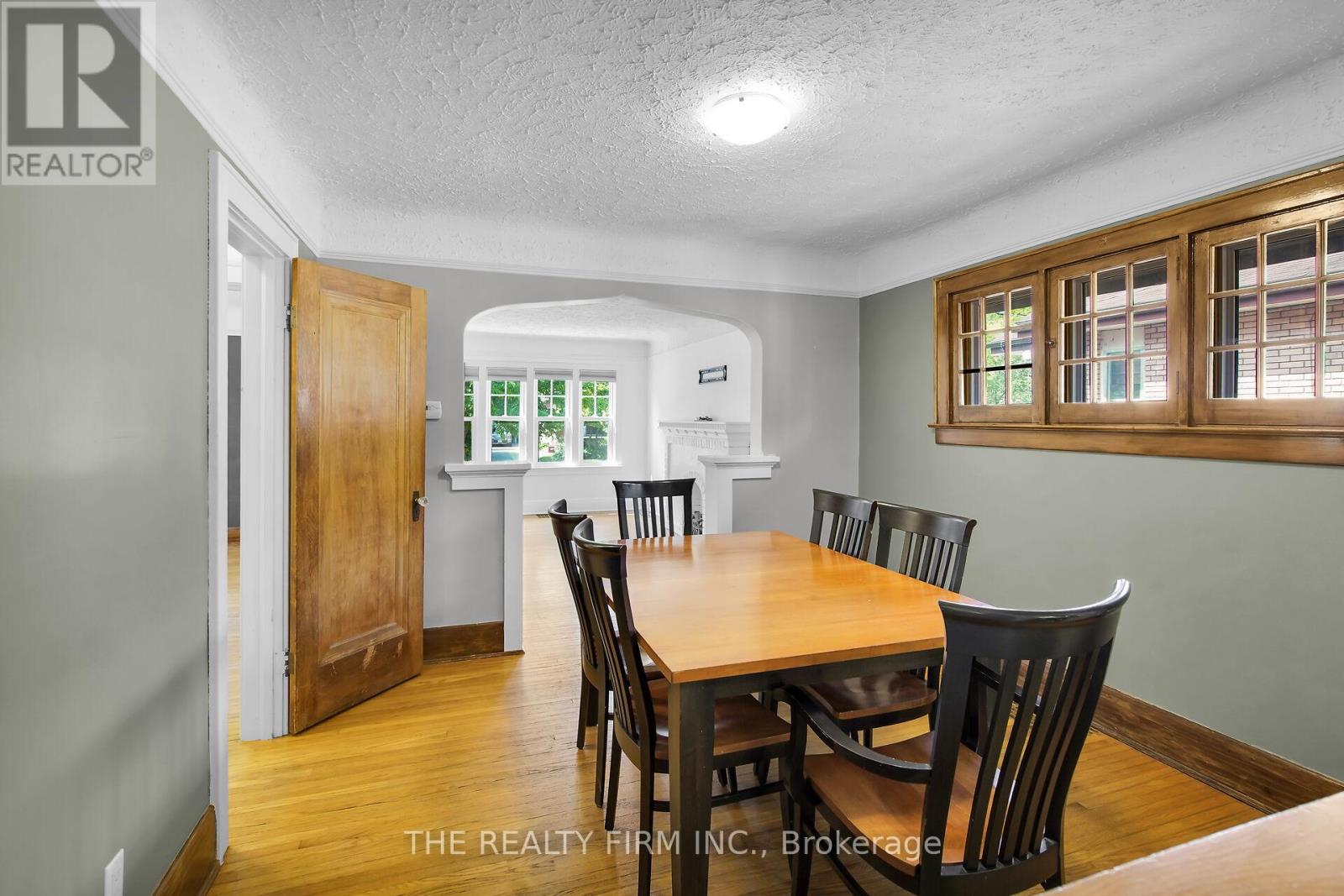 Photo 14 of 41 for 242 Emery Street E