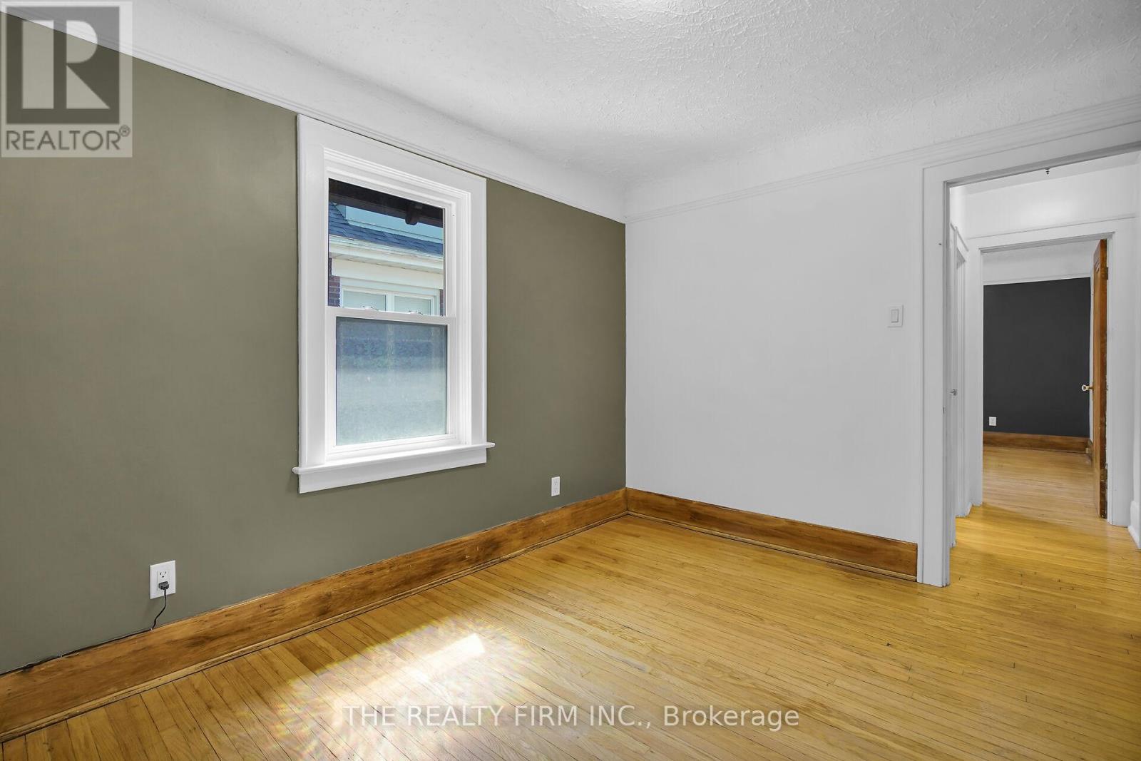 Photo 22 of 41 for 242 Emery Street E