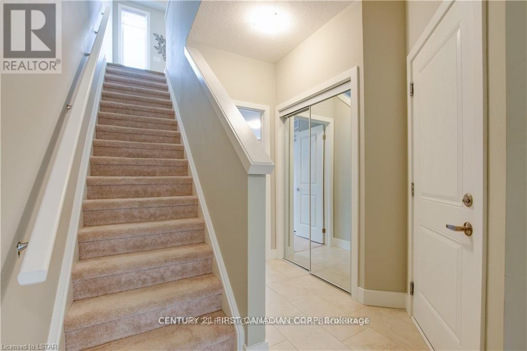 33 - 177 Edgevalley Road, London East, Ontario  N5V 0C5 - Photo 10 - X12211929