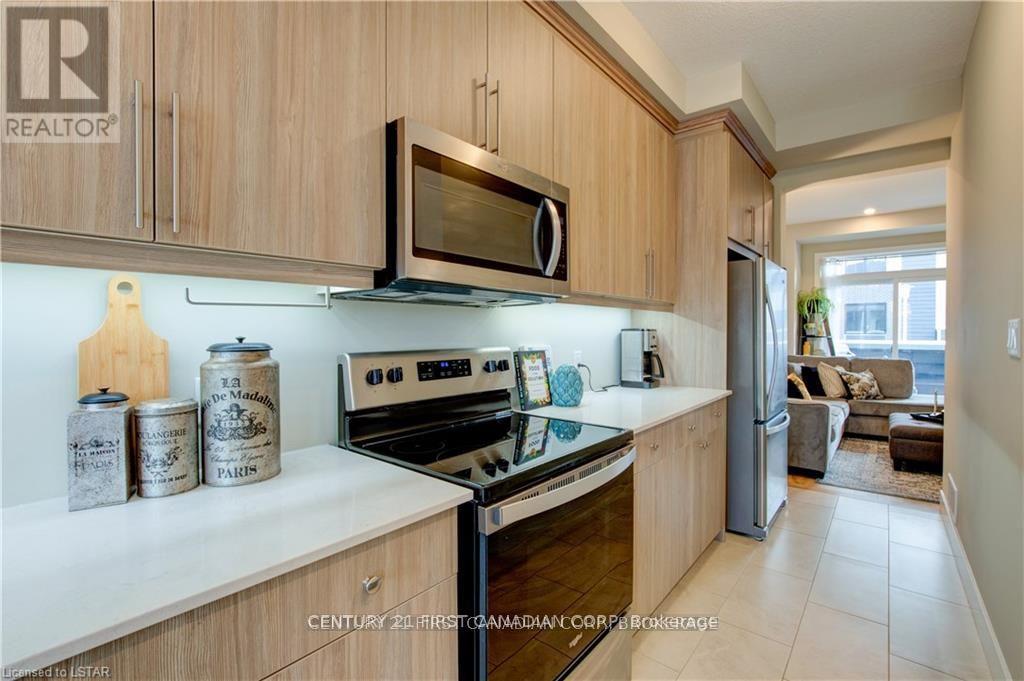 33 - 177 Edgevalley Road, London East, Ontario  N5V 0C5 - Photo 16 - X12211929
