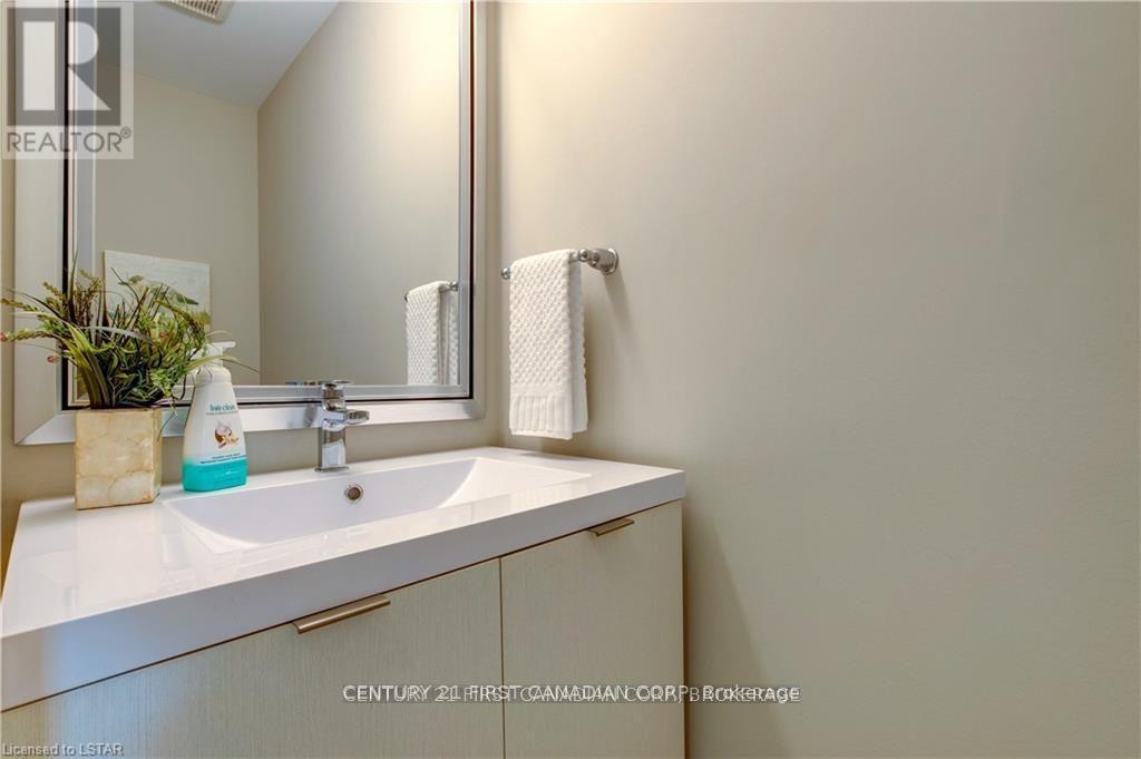 33 - 177 Edgevalley Road, London East, Ontario  N5V 0C5 - Photo 26 - X12211929