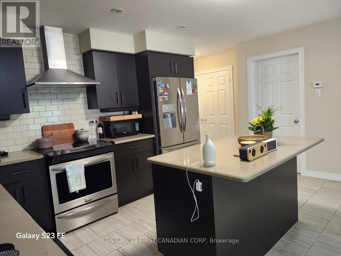 63 - 1220 Riverbend Road, London South, Ontario  N6K 0G5 - Photo 11 - X12211942
