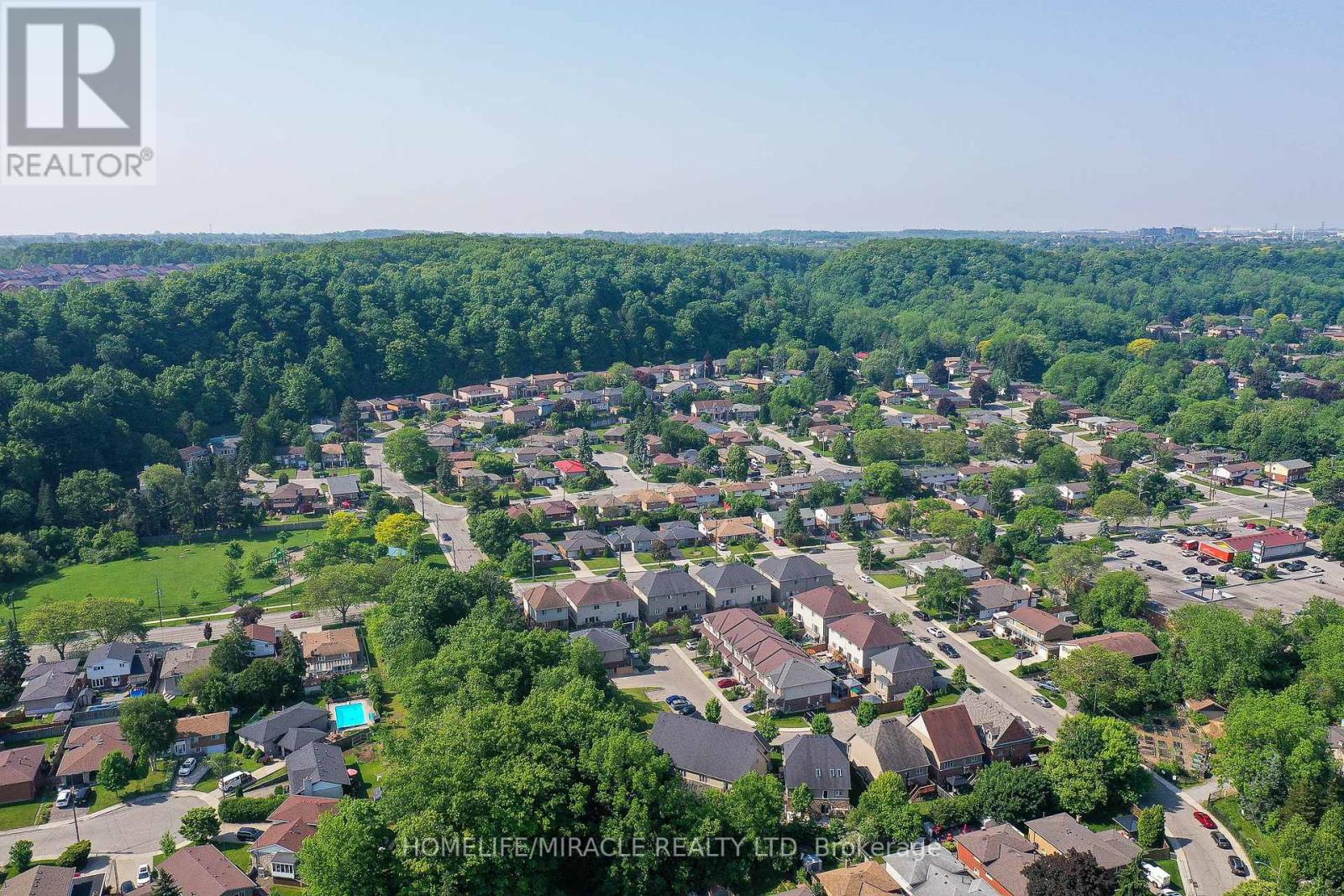 39 Sherry Lane Drive, Hamilton, Ontario  L8K 5R1 - Photo 29 - X12205350