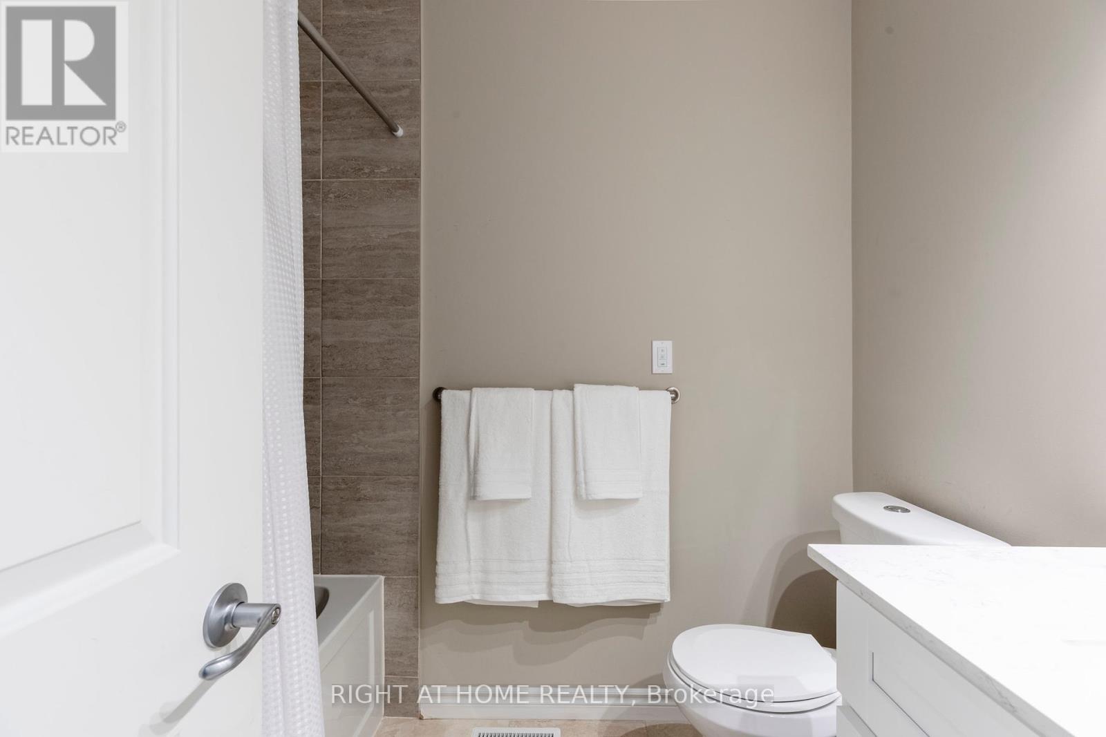 6 Bluenose Drive, Norfolk (Port Dover), Ontario  N0A 1N7 - Photo 24 - X12211817