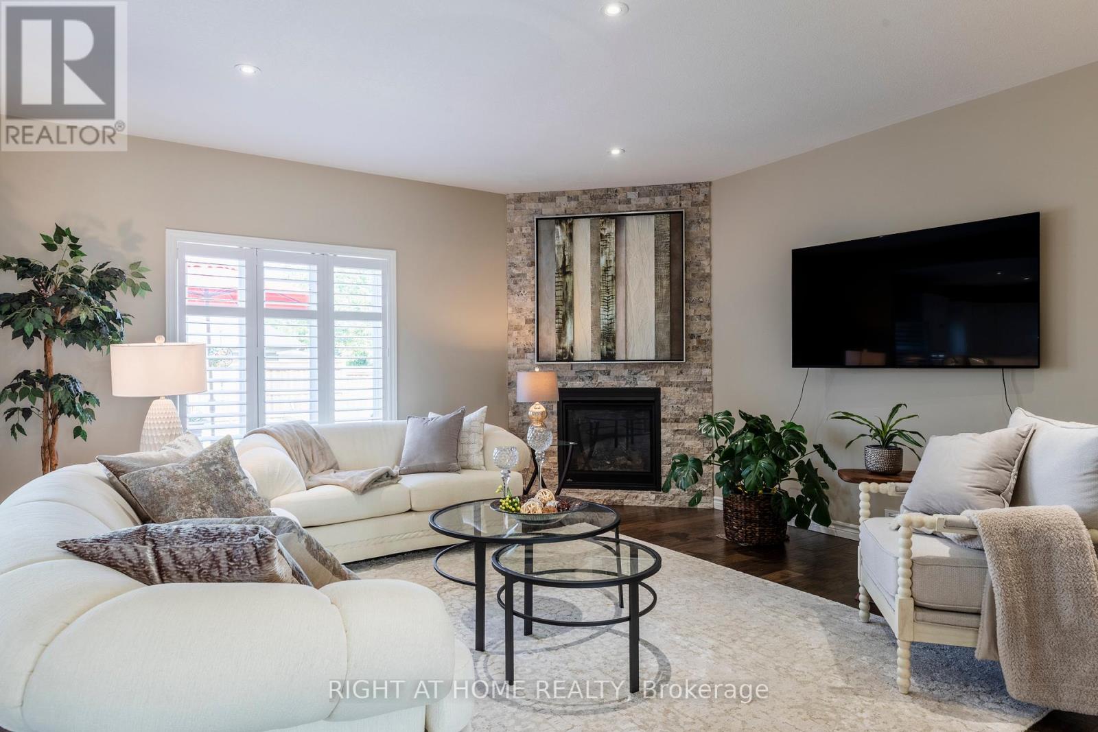 6 Bluenose Drive, Norfolk (Port Dover), Ontario  N0A 1N7 - Photo 7 - X12211817