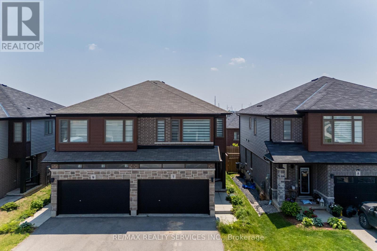 7 Baker Lane, Brant, Ontario  N3L 0J7 - Photo 3 - X12211839
