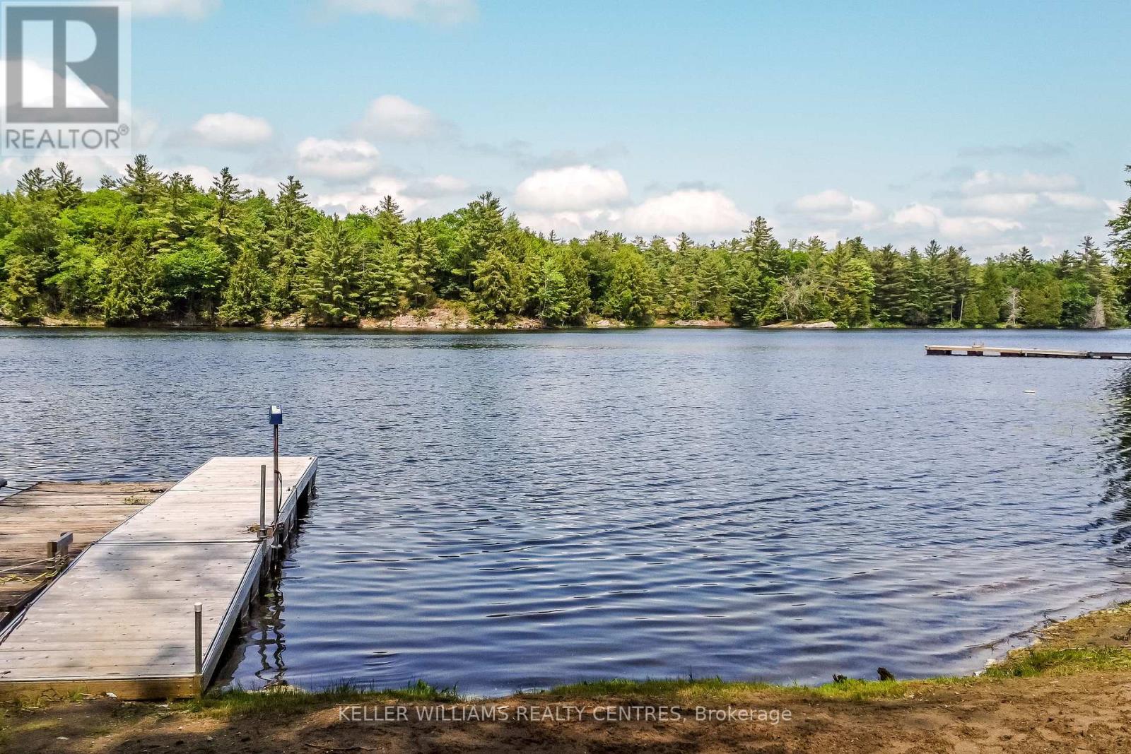 6 Currie Lane, Georgian Bay, Ontario  L0K 1S0 - Photo 2 - X12211840