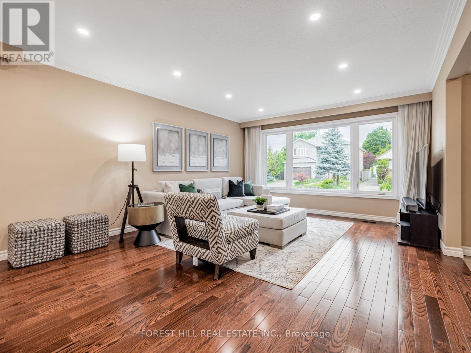 101 Pemberton Avenue, Toronto (Newtonbrook East), Ontario  M2M 1Y4 - Photo 3 - C12209663