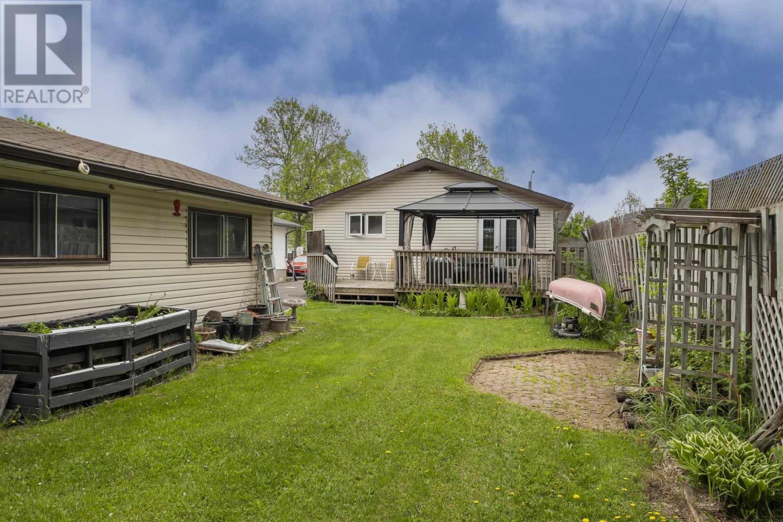 624 Dalhousie Dr, Thunder Bay, Ontario  P7C 5P3 - Photo 40 - TB251624