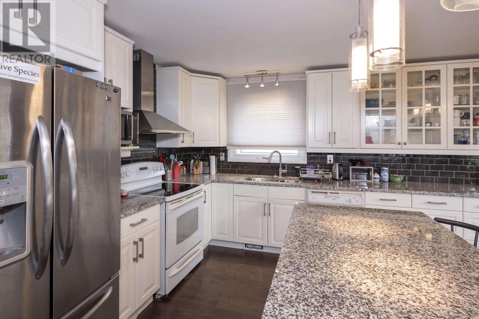 624 Dalhousie Dr, Thunder Bay, Ontario  P7C 5P3 - Photo 7 - TB251624