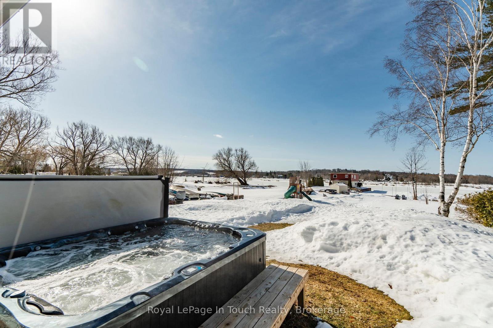 164 Duck Bay Road, Tay, Ontario  L0K 2C0 - Photo 33 - S12211897