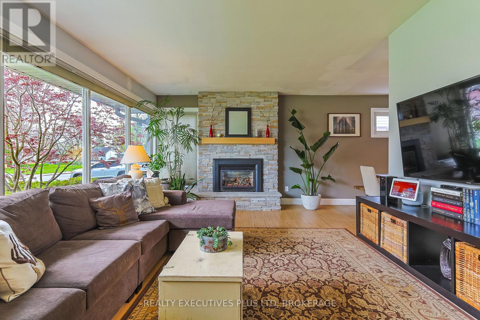 6405 Atlee Street, Niagara Falls, Ontario  L2G 2W7 - Photo 5 - X12129772
