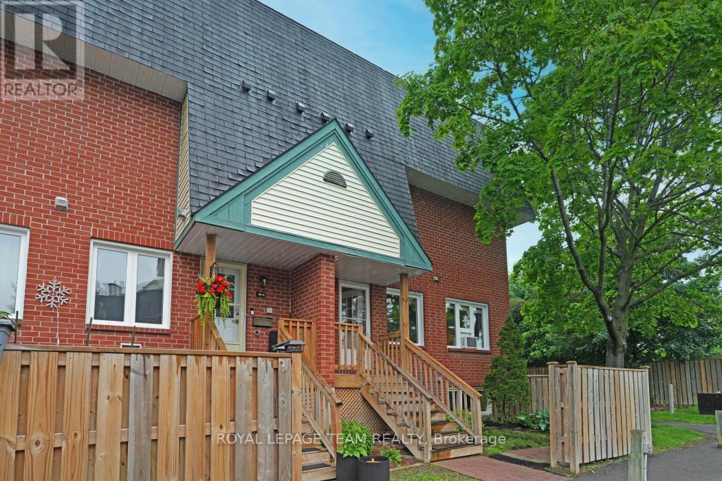 117 - 8 Terrace Drive, Ottawa, Ontario  K2H 9J2 - Photo 3 - X12211754
