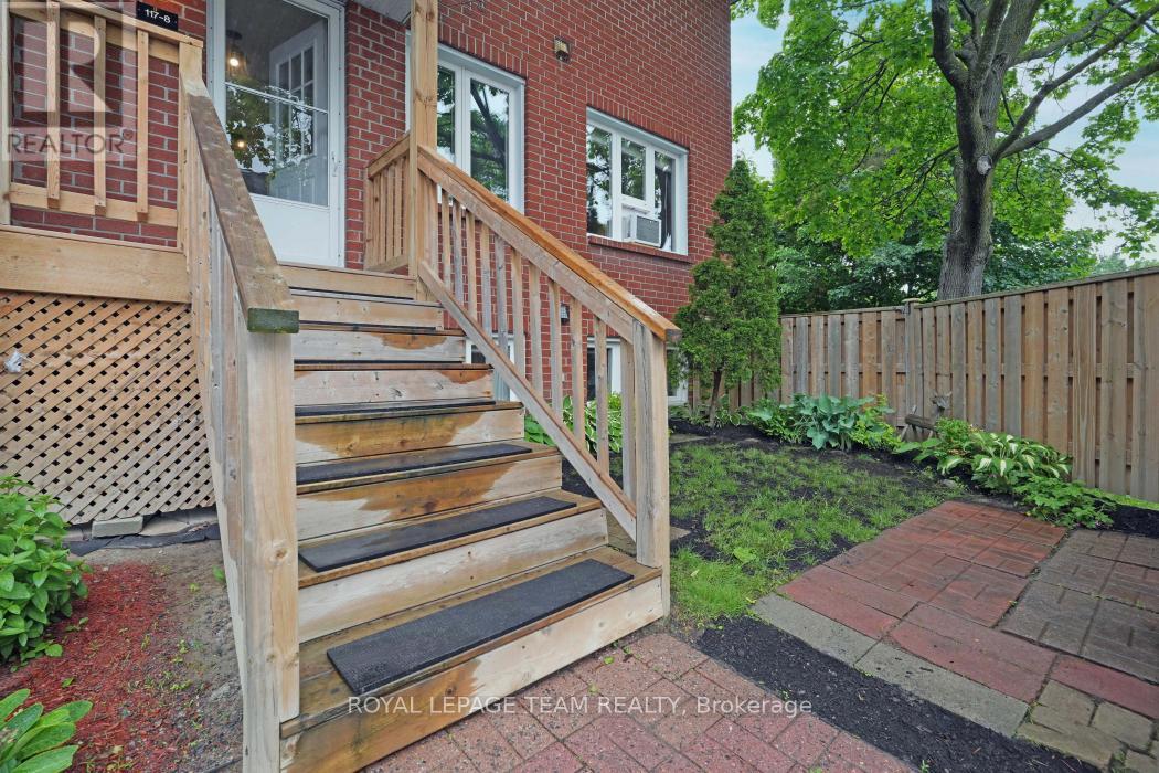 117 - 8 Terrace Drive, Ottawa, Ontario  K2H 9J2 - Photo 4 - X12211754