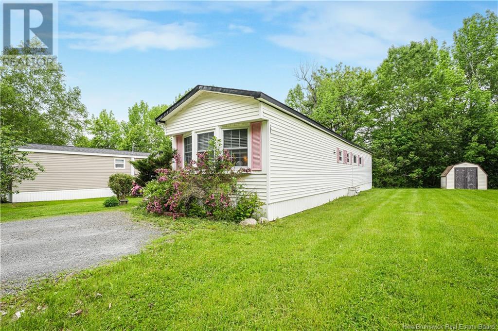 407 Osmond Lane, Fredericton, New Brunswick  E3B 7L4 - Photo 20 - NB120185