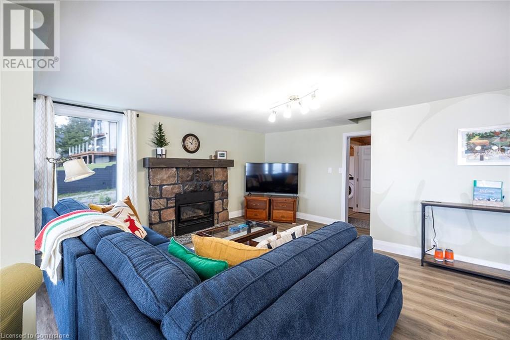 111 Hazel Street, Dunsford, Ontario  K0M 1L0 - Photo 3 - 40739991
