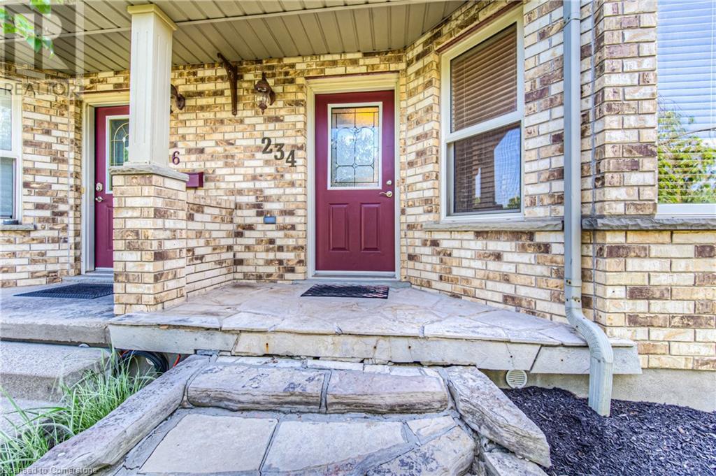 234 Benesfort Crescent, Kitchener, Ontario  N2N 3B5 - Photo 2 - 40739380