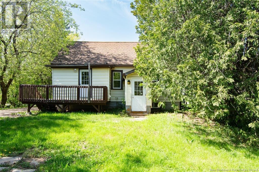Property at 140 Massey Avenue image 3