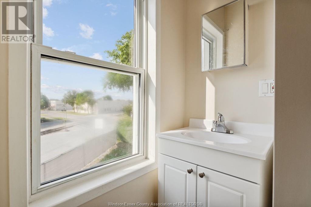 1633 Lincoln Road Unit# Upper, Windsor, Ontario  N8W 2P5 - Photo 10 - 25014730