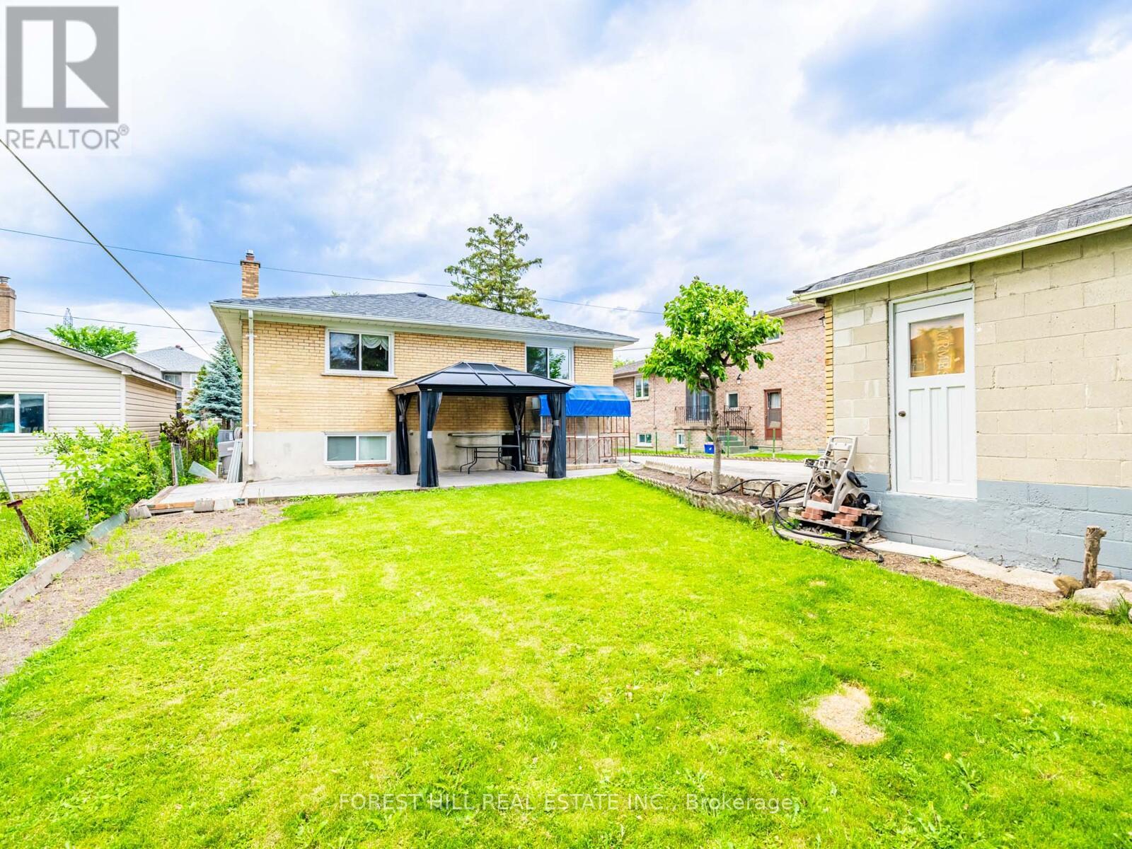 101 Pemberton Avenue, Toronto (Newtonbrook East), Ontario  M2M 1Y4 - Photo 27 - C12209663
