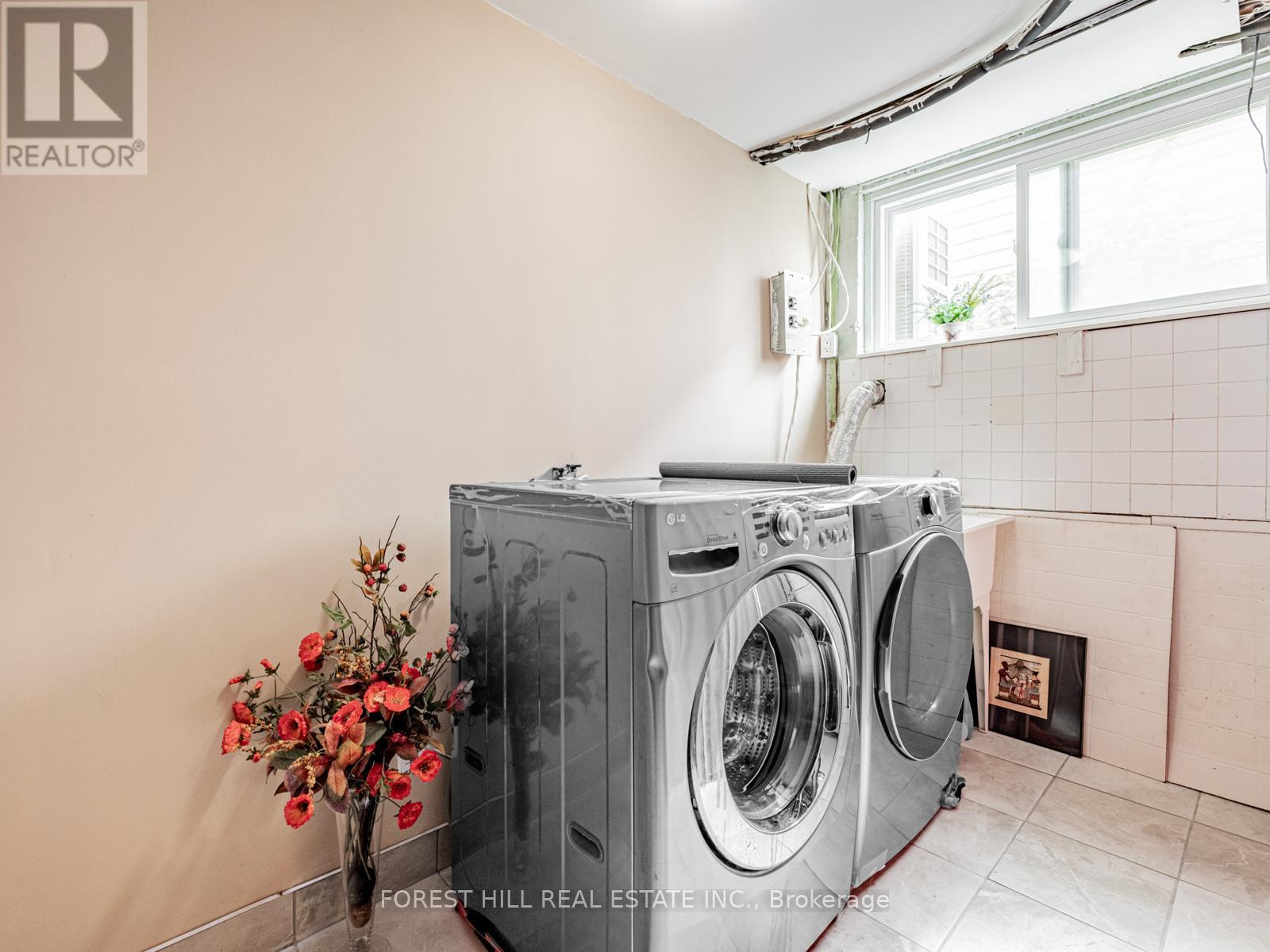 101 Pemberton Avenue, Toronto (Newtonbrook East), Ontario  M2M 1Y4 - Photo 20 - C12209663