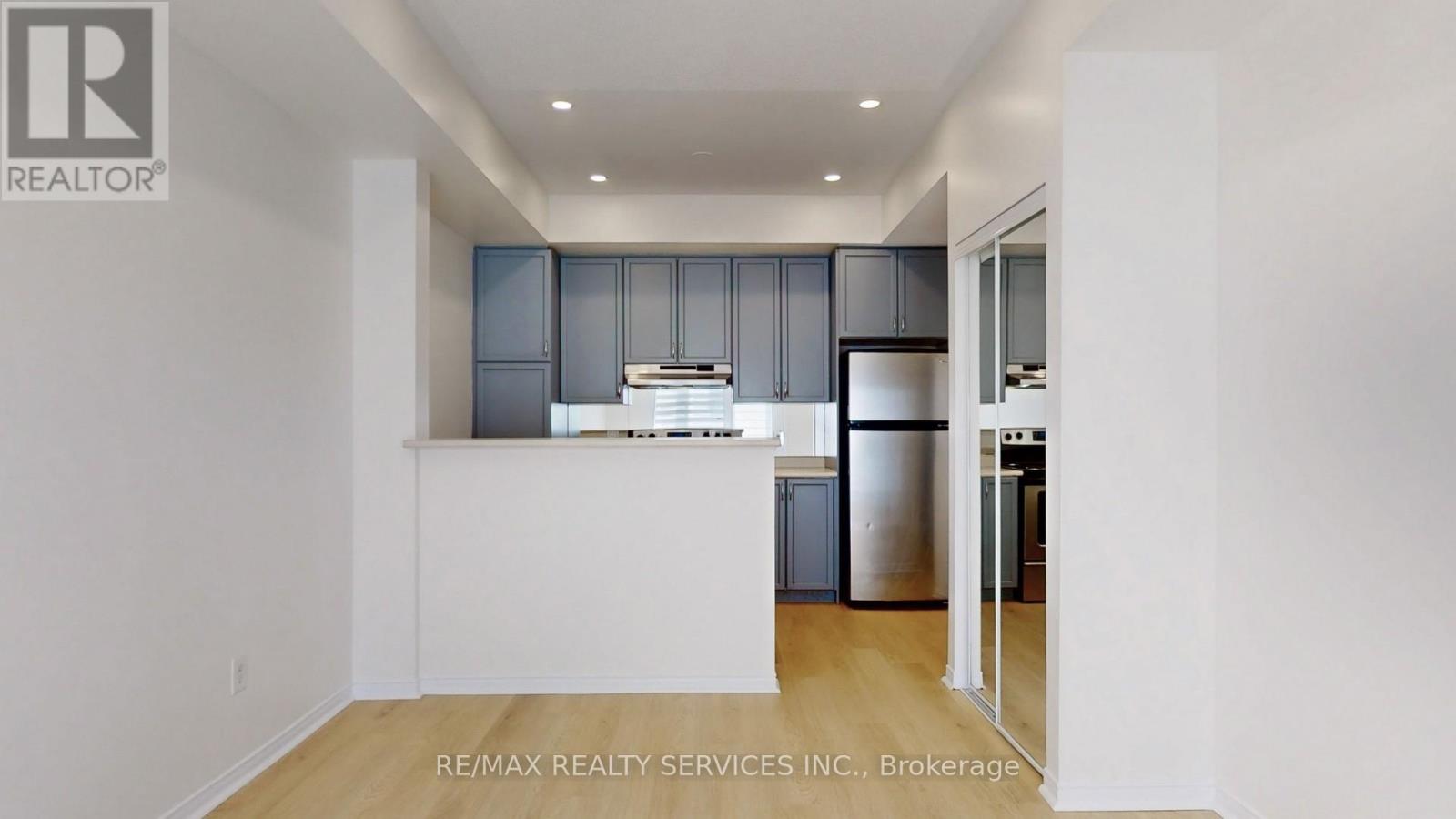 93 - 60 Fairwood Circle, Brampton, Ontario  L6R 0Y6 - Photo 16 - W12211758