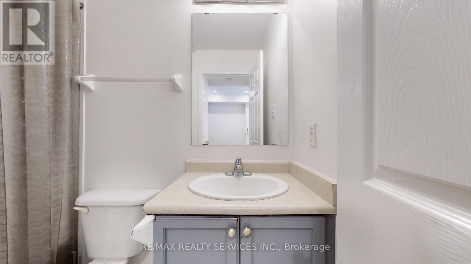 93 - 60 Fairwood Circle, Brampton, Ontario  L6R 0Y6 - Photo 30 - W12211758