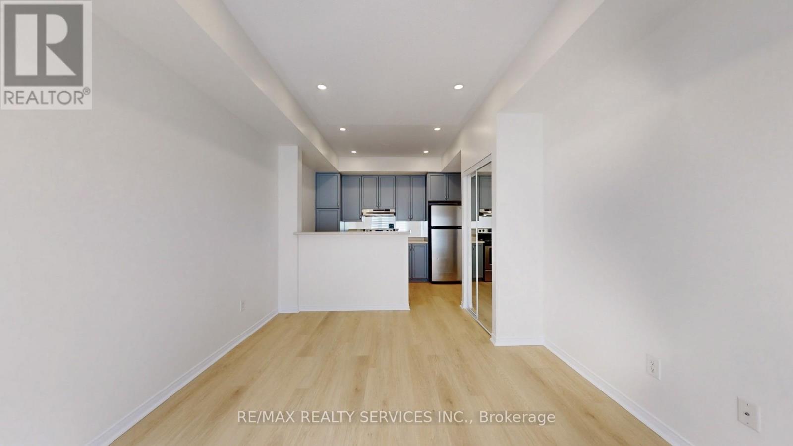 93 - 60 Fairwood Circle, Brampton, Ontario  L6R 0Y6 - Photo 15 - W12211758