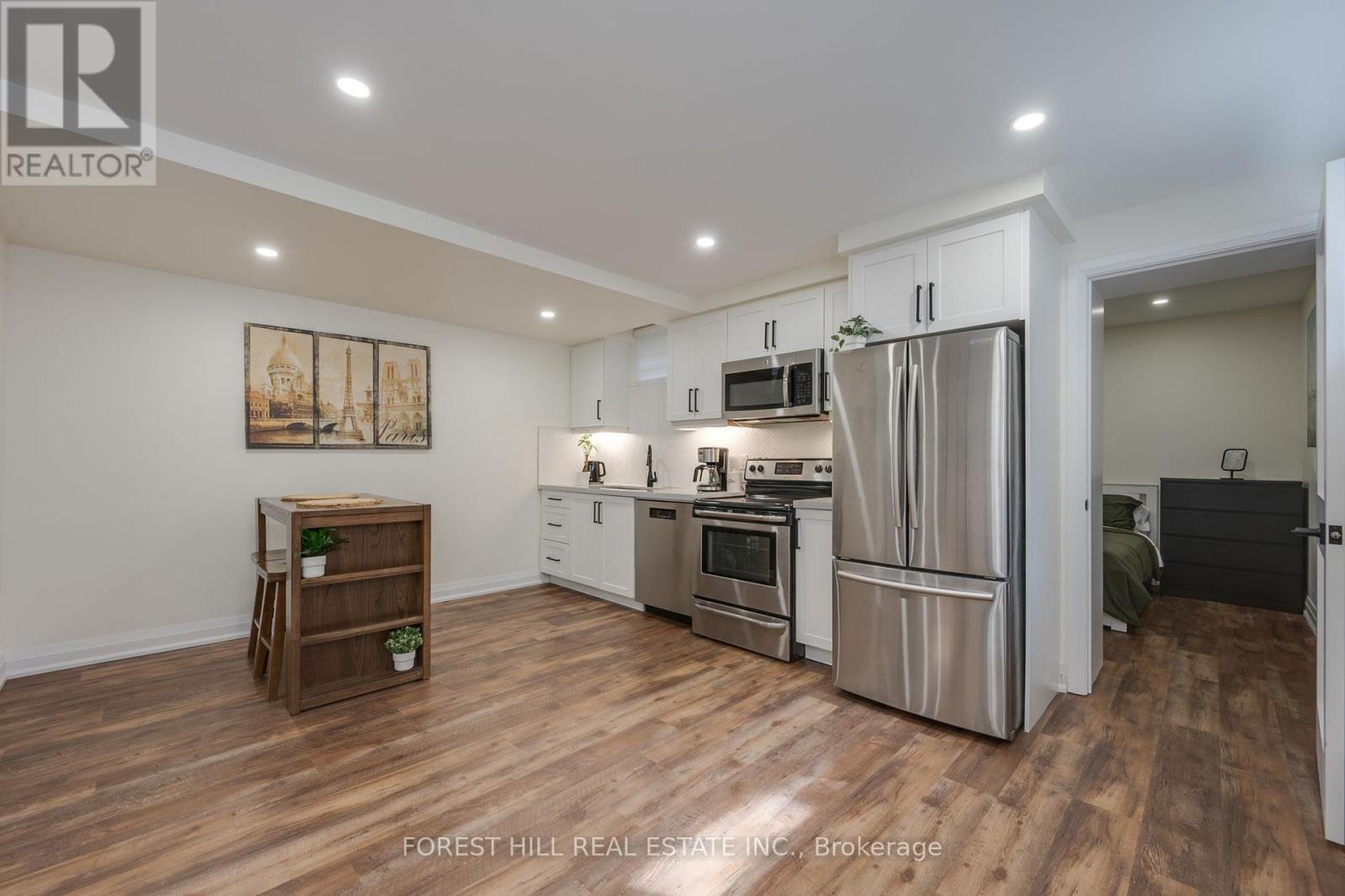 #1 (Lower) - 167 Rosethorn Avenue, Toronto, Ontario  M6N 3L3 - Photo 4 - W12184307