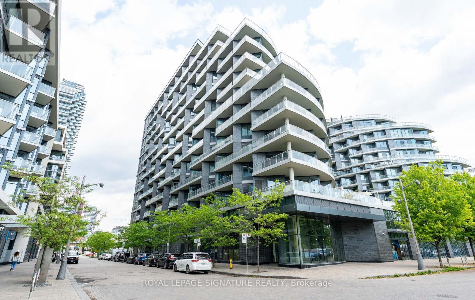 Ph35 - 1 Edgewater Drive, Toronto (Waterfront Communities), Ontario  M5A 0L1 - Photo 3 - C12210834