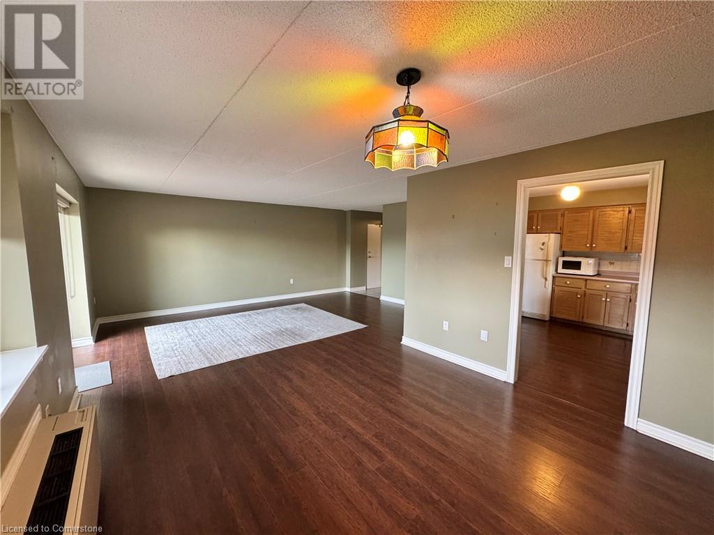 386 Highway 8 Highway Unit# 202, Stoney Creek, Ontario  L8G 1E9 - Photo 4 - 40730841