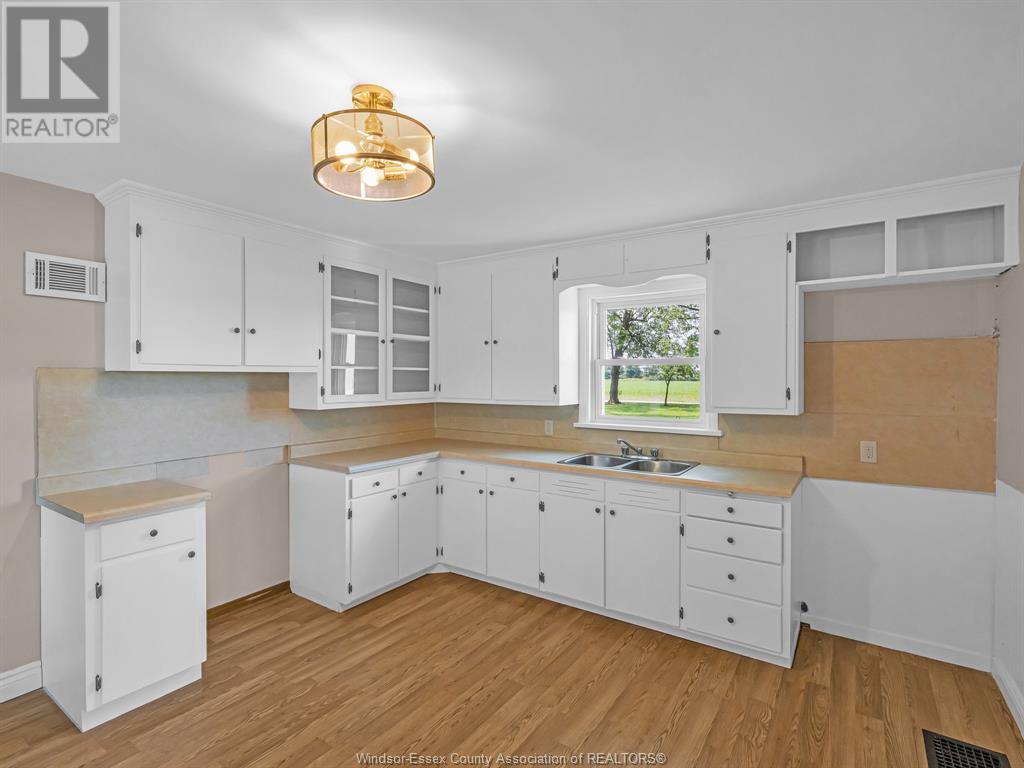 14385 14th Concession Road Unit# Front, Essex, Ontario  N0R 1J0 - Photo 6 - 25014712