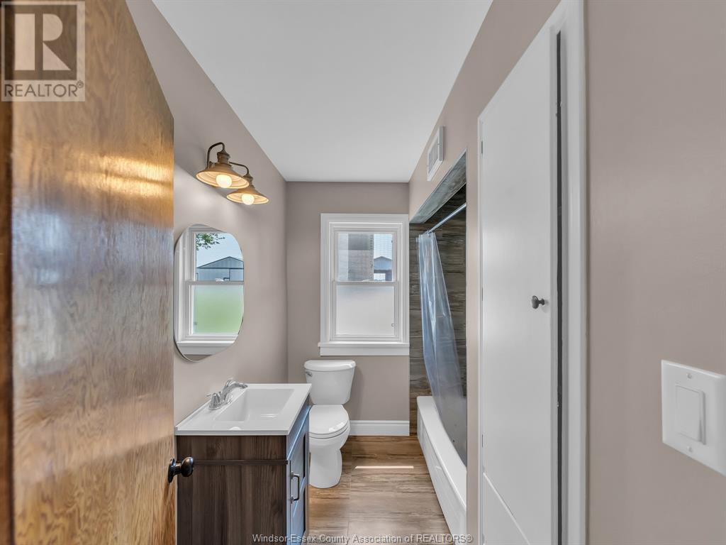 14385 14th Concession Road Unit# Front, Essex, Ontario  N0R 1J0 - Photo 9 - 25014712