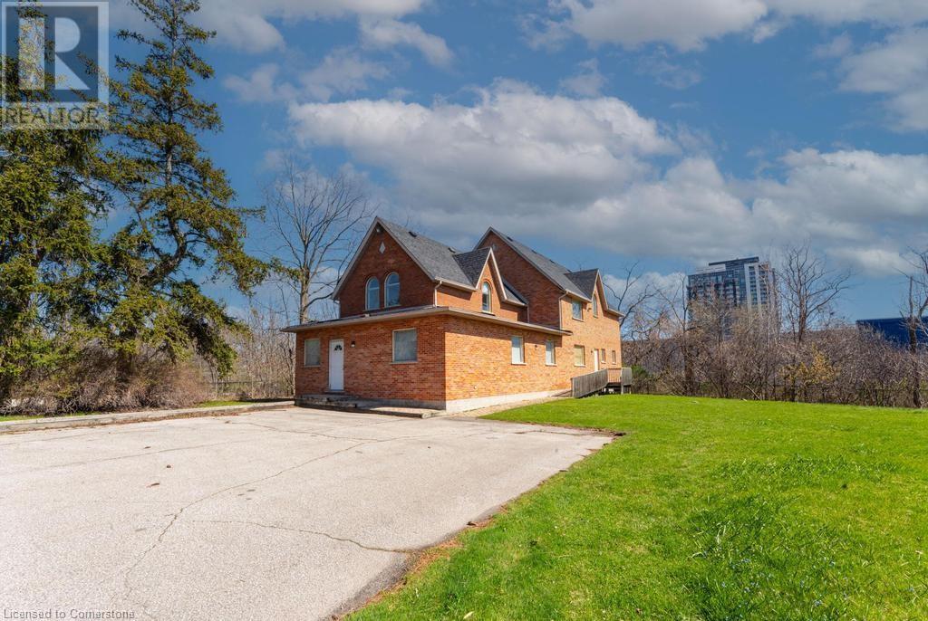 923 Brant Street Unit# Main Floor, Burlington, Ontario  L7R 2J6 - Photo 3 - 40739883