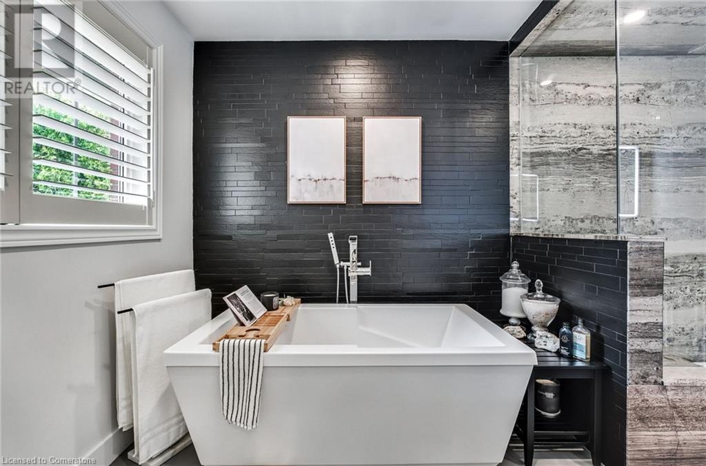 1 Tristan Court, Waterdown, Ontario  L9H 7G7 - Photo 26 - 40739966
