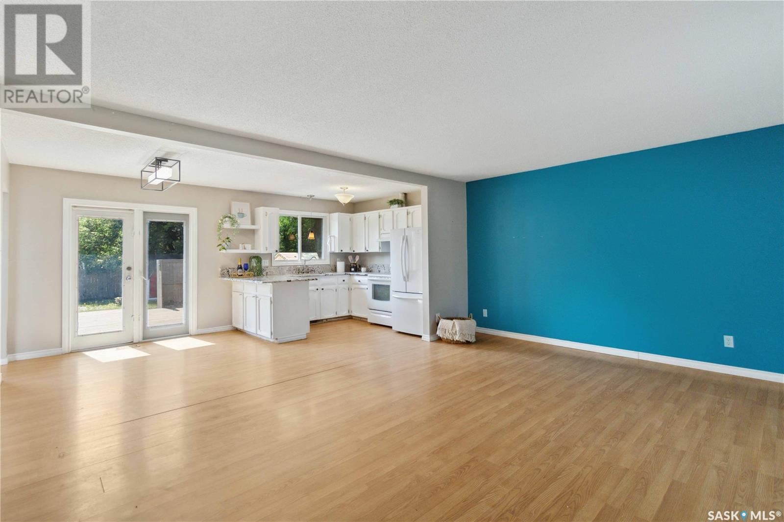3655 Fairlight Drive, Saskatoon, Saskatchewan  S7M 4L7 - Photo 4 - SK009049