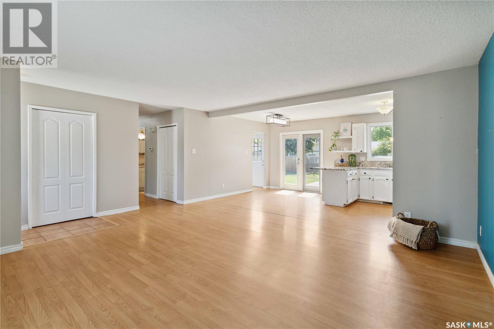 3655 Fairlight Drive, Saskatoon, Saskatchewan  S7M 4L7 - Photo 6 - SK009049
