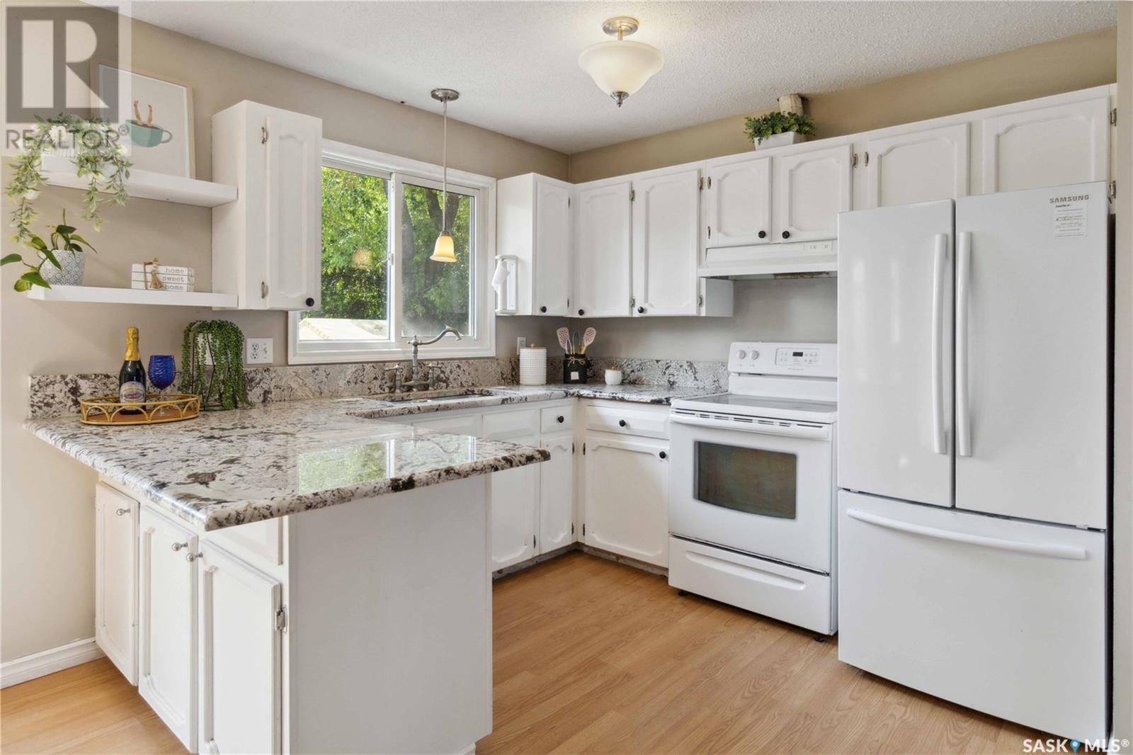 3655 Fairlight Drive, Saskatoon, Saskatchewan  S7M 4L7 - Photo 8 - SK009049