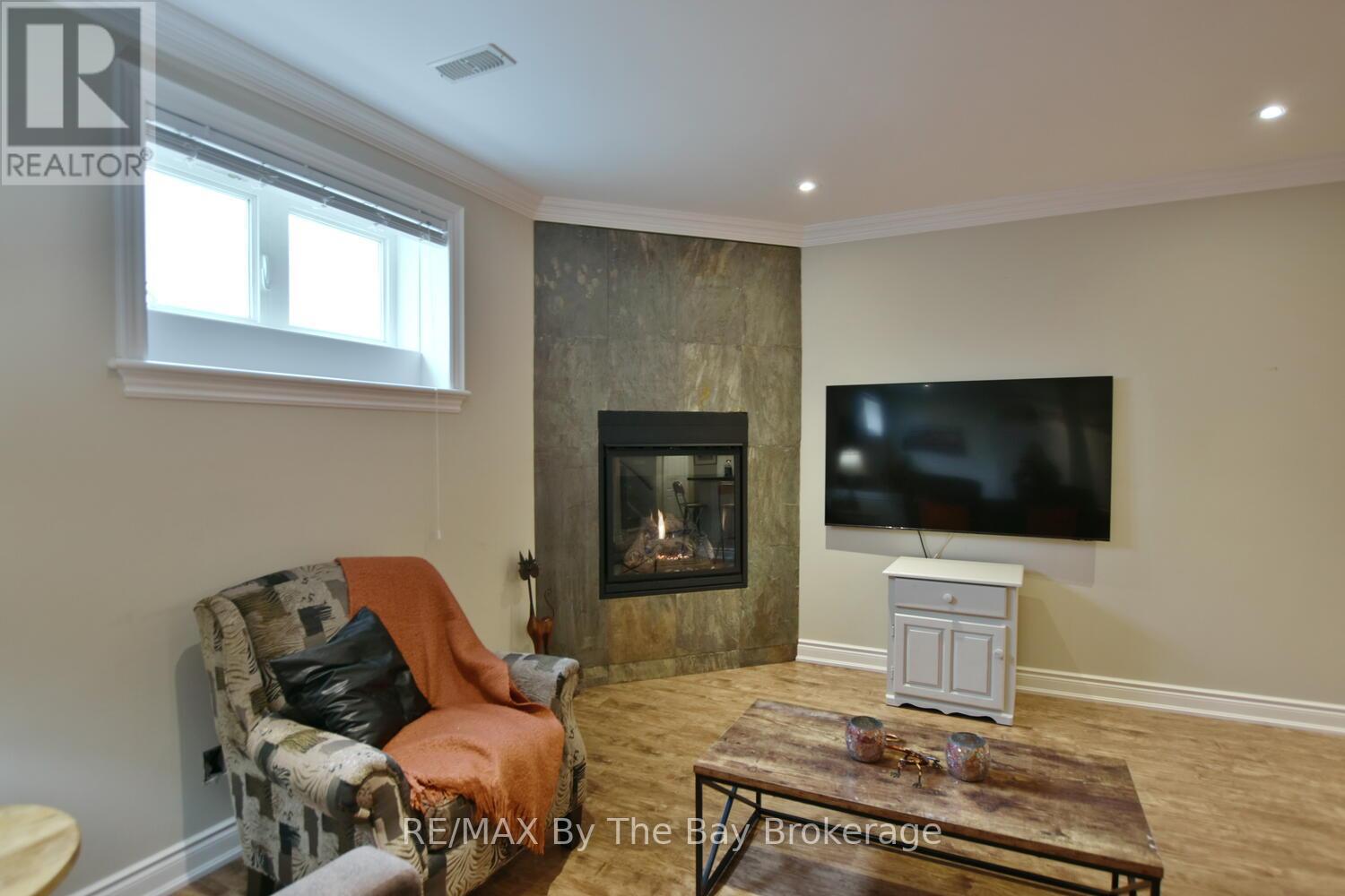 75 40th Street S, Wasaga Beach, Ontario  L9Z 1Z9 - Photo 26 - S12211841