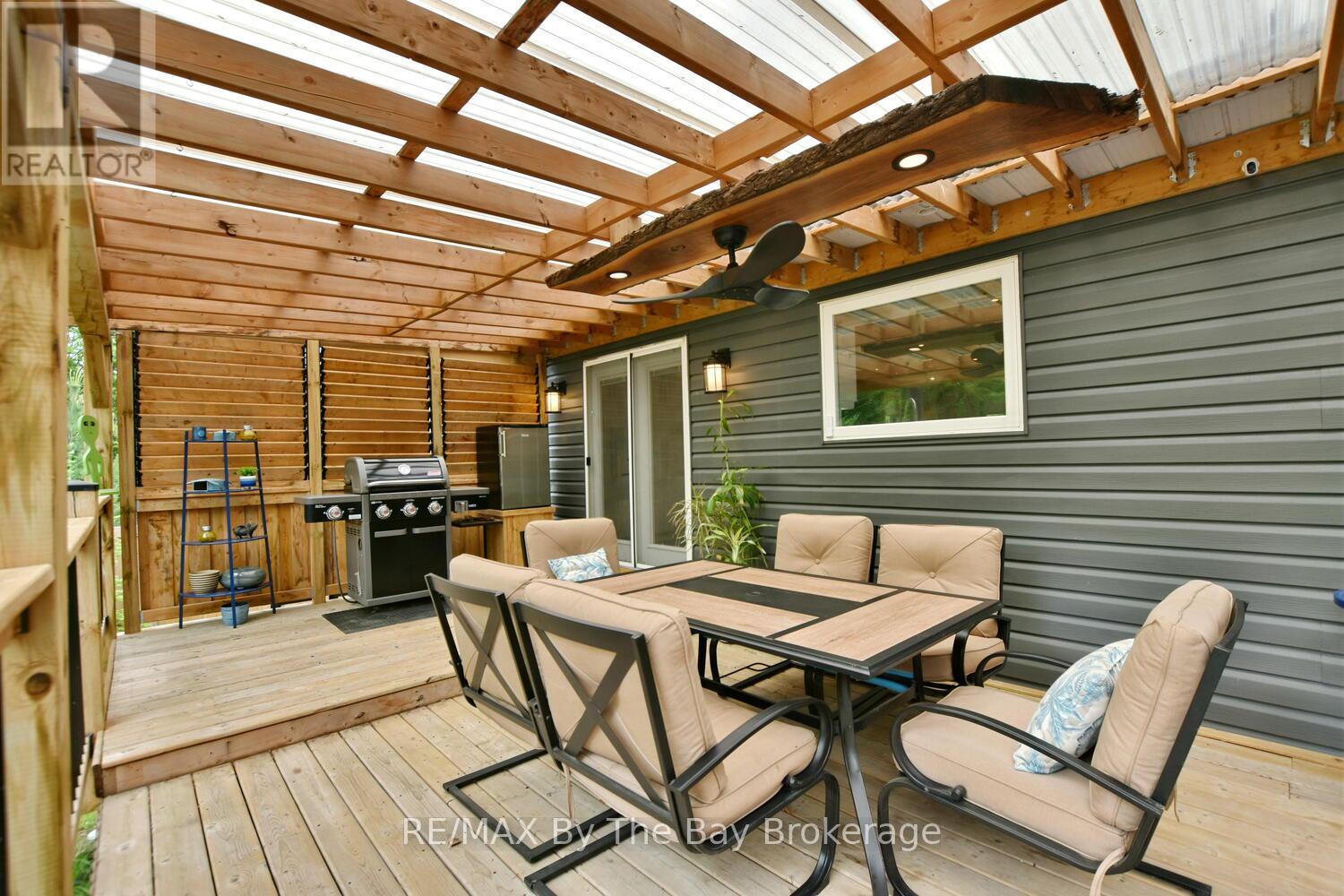 75 40th Street S, Wasaga Beach, Ontario  L9Z 1Z9 - Photo 34 - S12211841