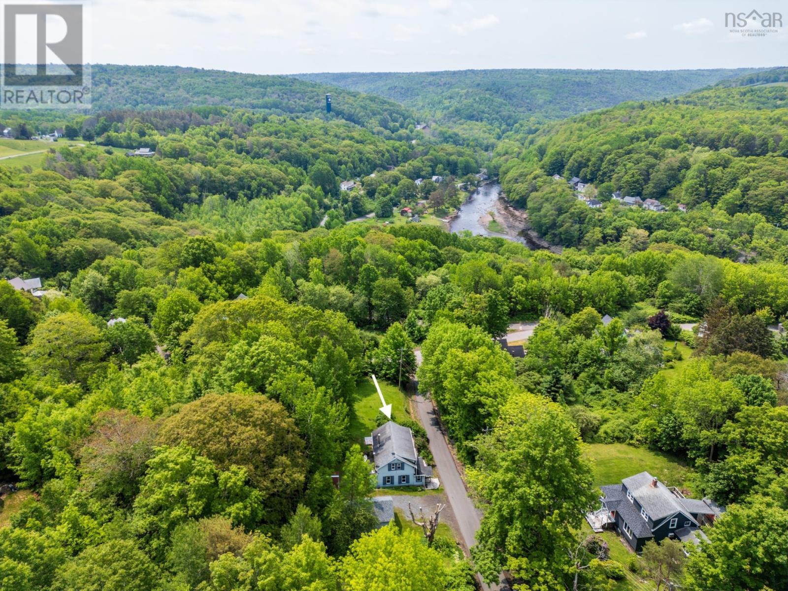 14 Cross Street, Bear River, Nova Scotia  B0S 1B0 - Photo 4 - 202514200