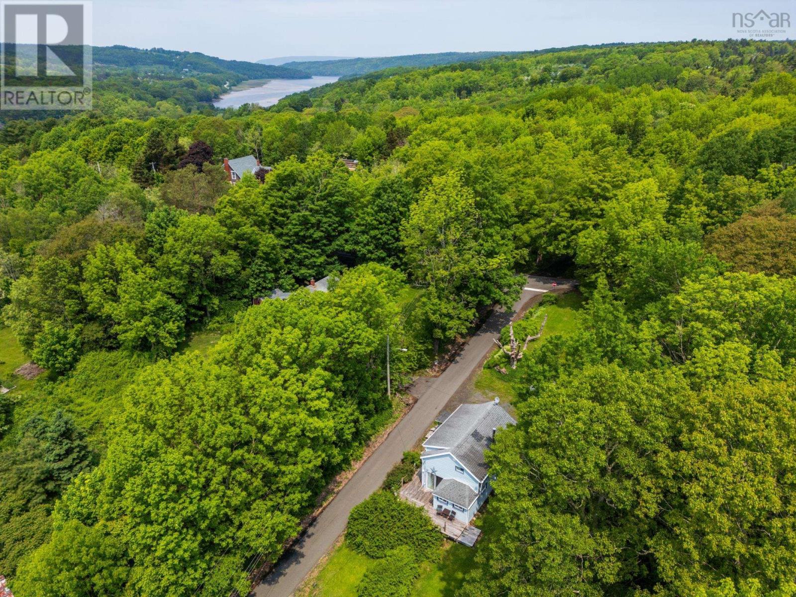 14 Cross Street, Bear River, Nova Scotia  B0S 1B0 - Photo 7 - 202514200