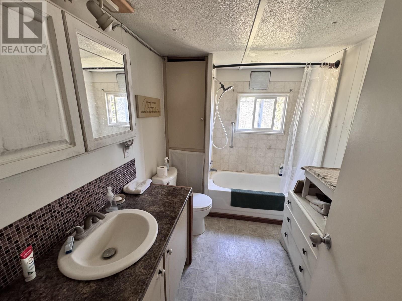 7085 Watch Lake Road, Lone Butte, British Columbia  V0K 1X0 - Photo 26 - R3014120